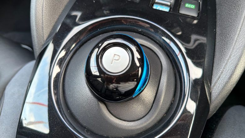 Nissan LEAF 160kW e+ Tekna 62kWh 5dr Auto Electric Hatchback